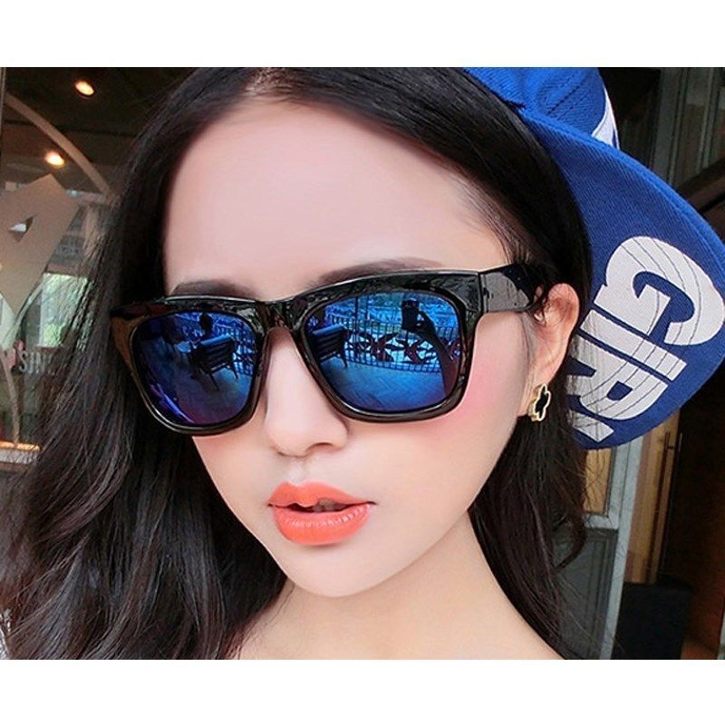 UV400 Mirror Sunglasses – Polycarbonate Lenses Plastic Frame For Unisex Eyewear