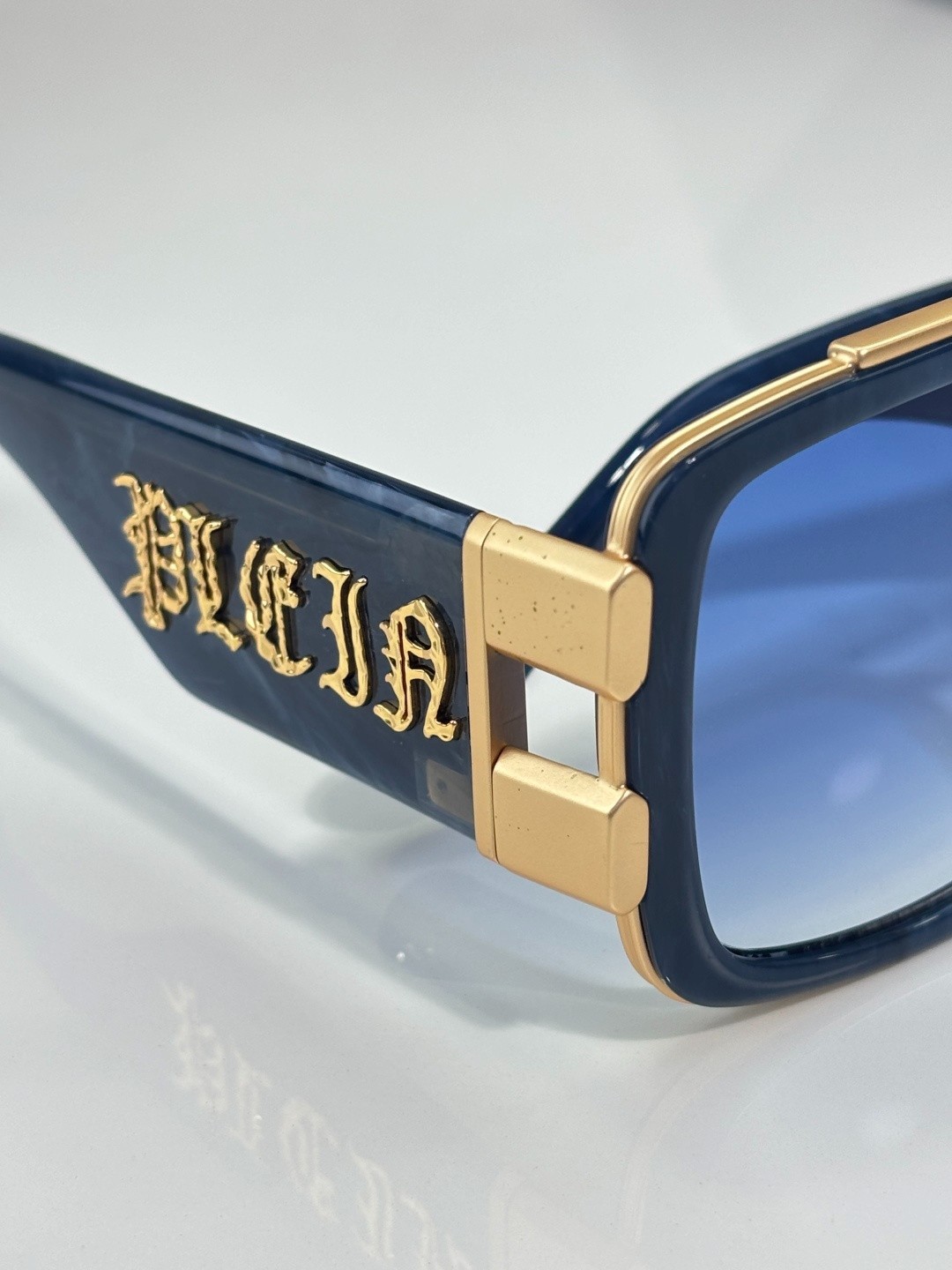 Philipp Plein SPP128M Blue Marble Sunglasses Gold Trim Blue Gradient Lens 56-21-