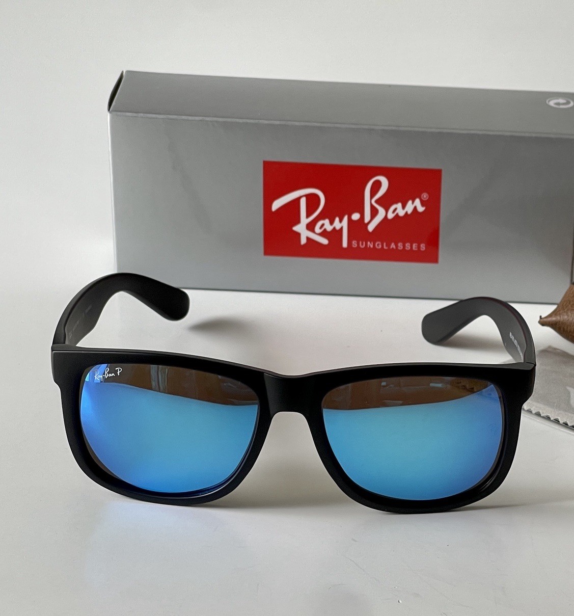 Ray-Ban Justin RB4165 Polarized Sunglasses Blue Mirror Lens UV400 Black 54mm