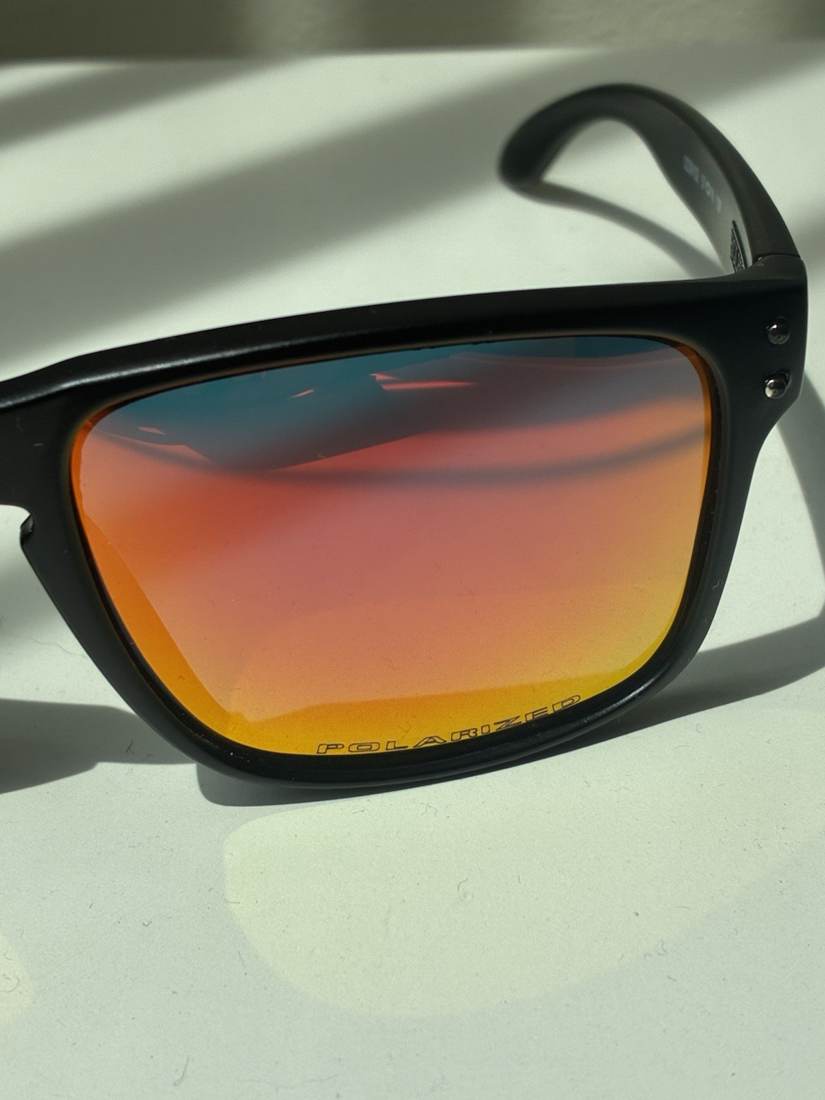 NEW Oakley 009102 Holbrook Sunglasses Black Frame – Orange/Yellow Polarized Lens