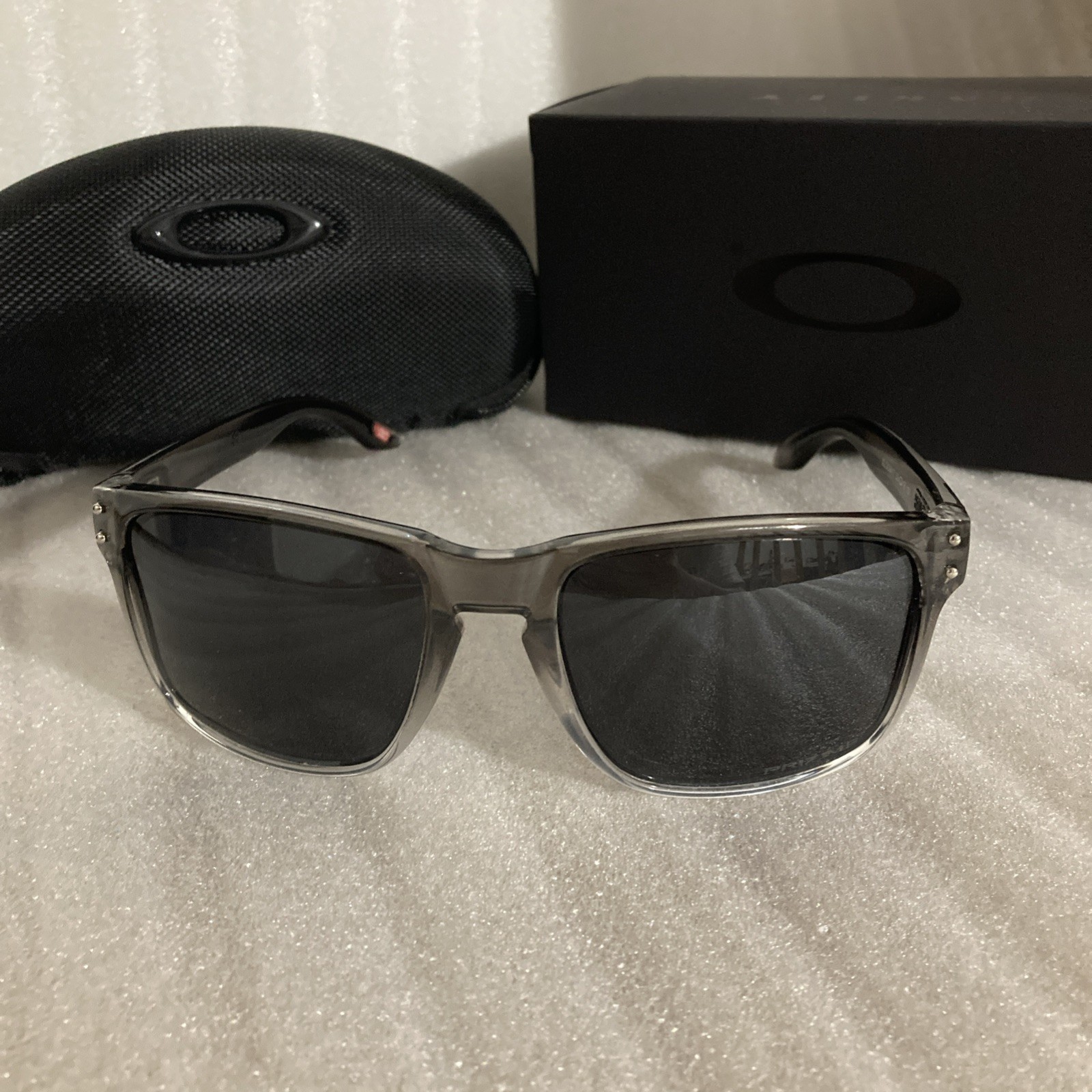 Oakley Men’s Holbrook XL Square Sunglasses Polarized New With Case