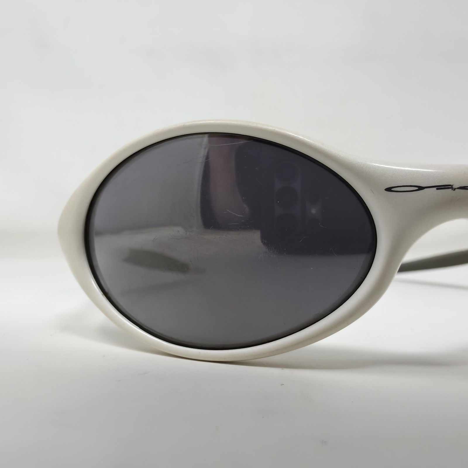 VTG Oakley New Eye Jacket Sunglasses Pearl White Made In USA Scratched Lenses