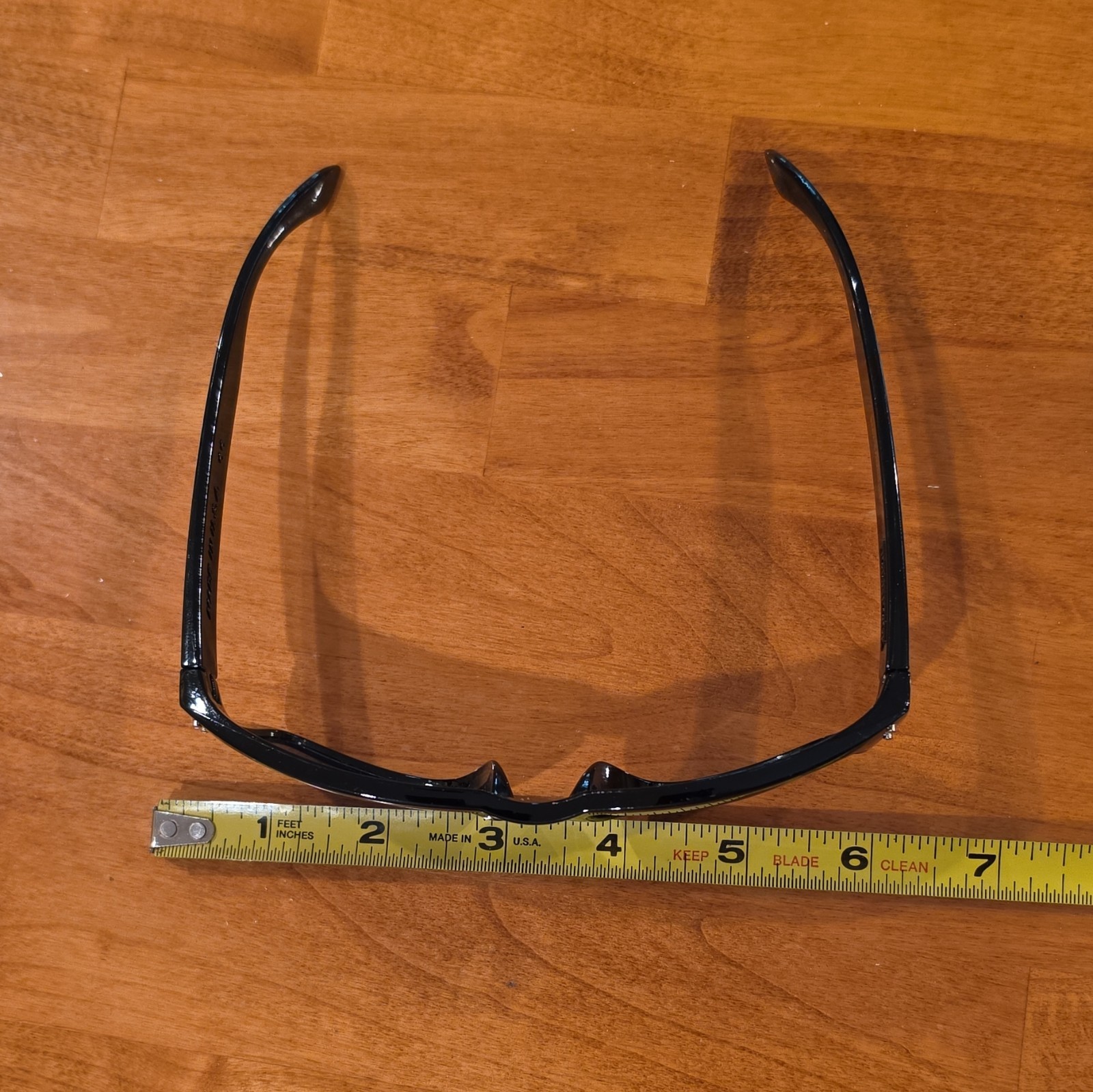 Oakley Holbrook Square Sunglasses Black Plastic Frame Gray Tinted Lenses