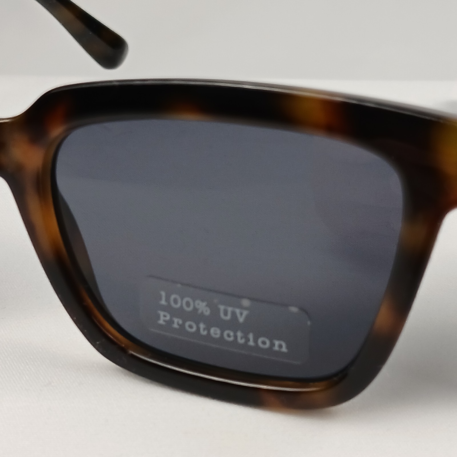 Goodfellow & Co Men’s Square Tortoise Sunglasses 100% UV Protection NWT