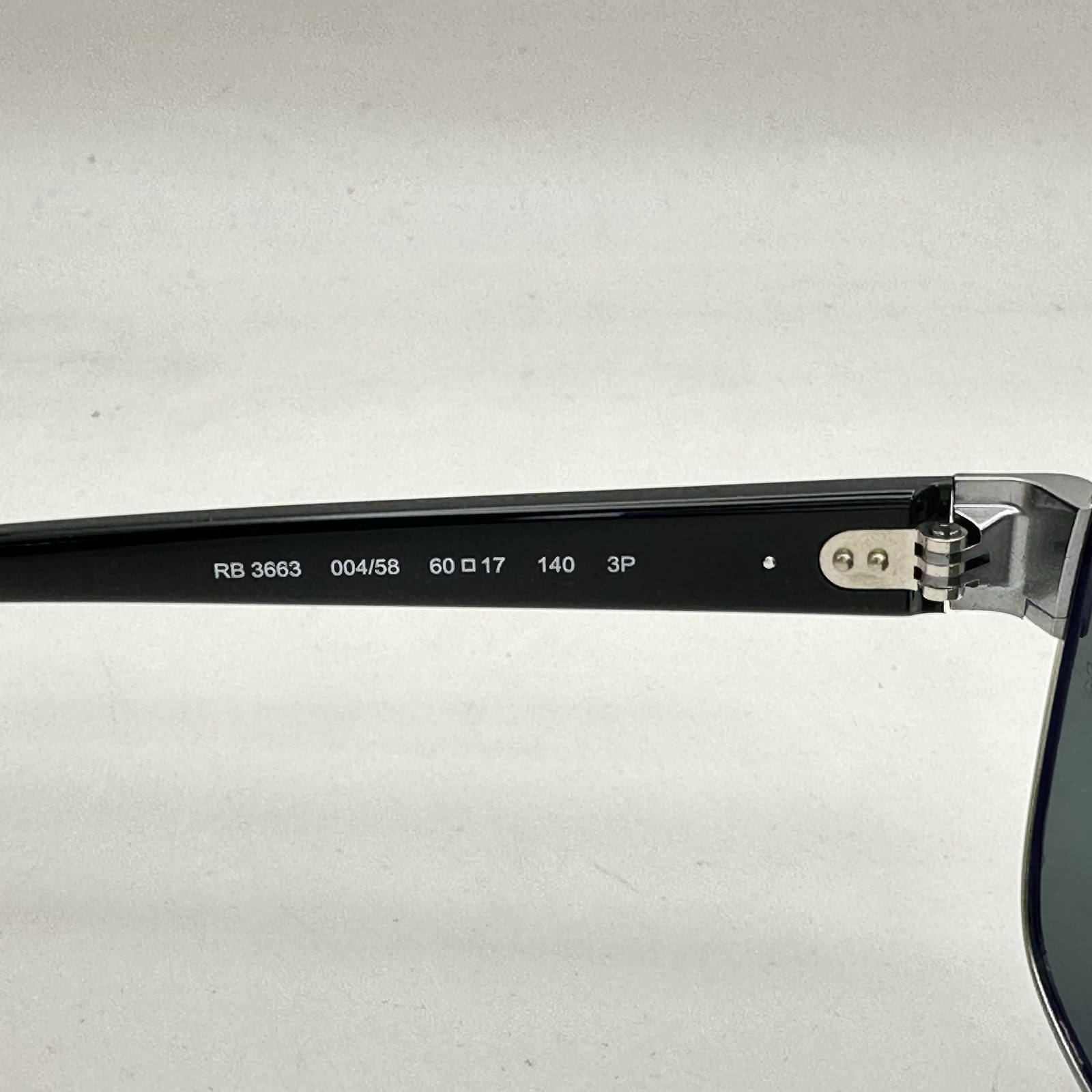 Ray Ban Mens Irregular Aviator Polarized Sunglasses RB3663 Gunmetal/Green