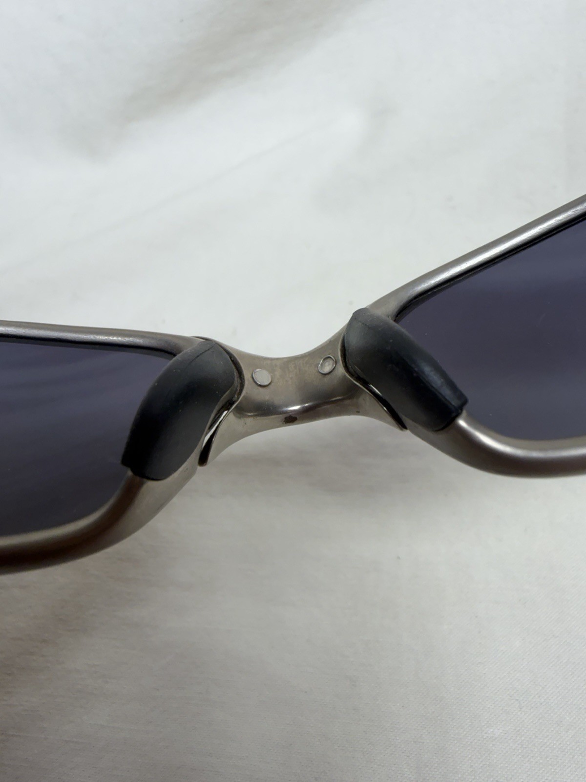 Vintage Oakley Juliet X Metal Plasma Ice Iridium Sunglasses JE041982A USA 2004