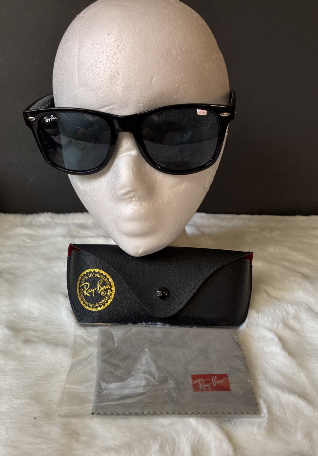 Ray-Ban RB 4260 Classic Wayfarer Sunglasses Black Frame Grey Lens Made In Italy