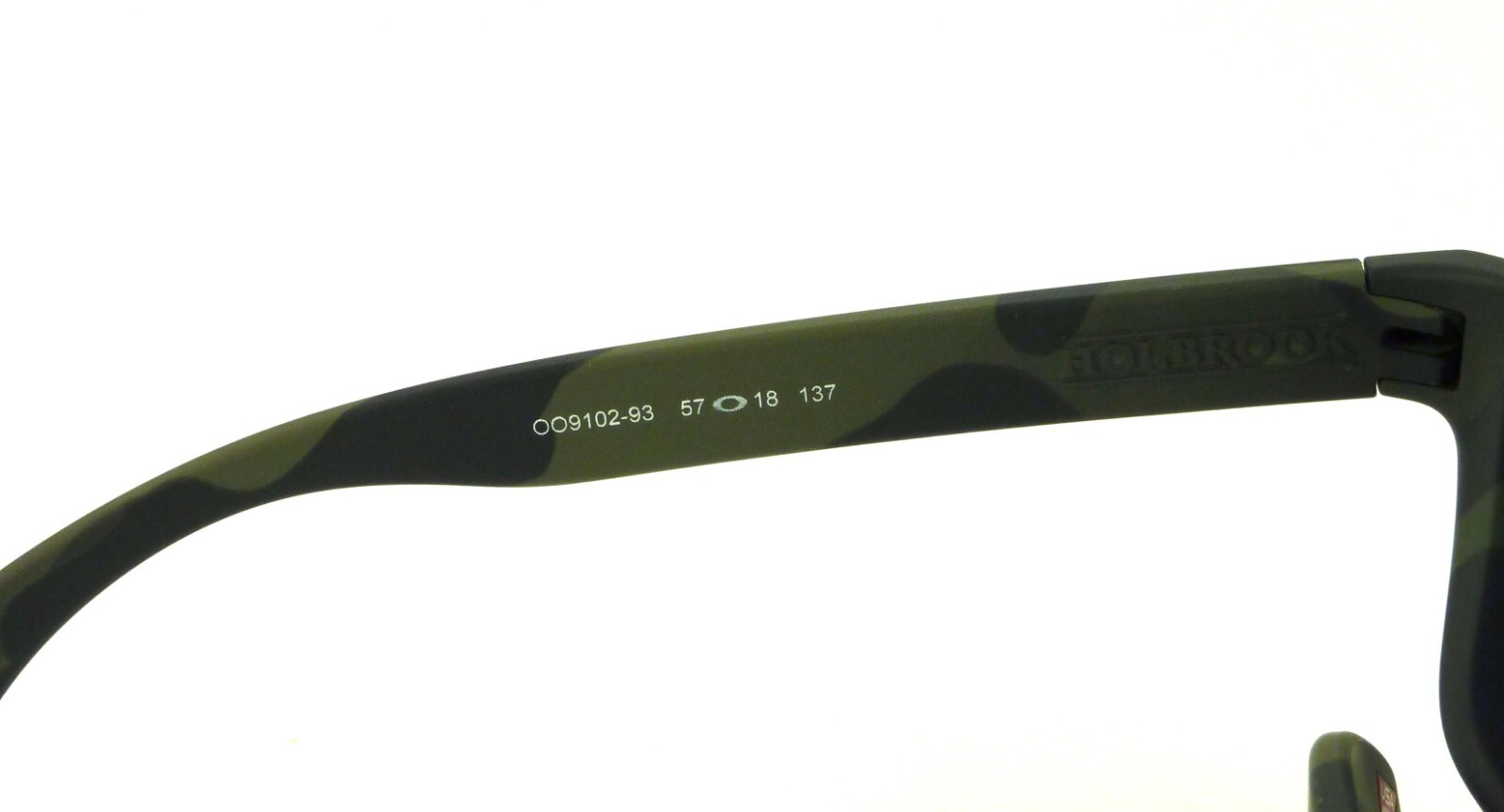 NEW Oakley Holbrook Sunglasses Multicam Black l Grey OO9102-93