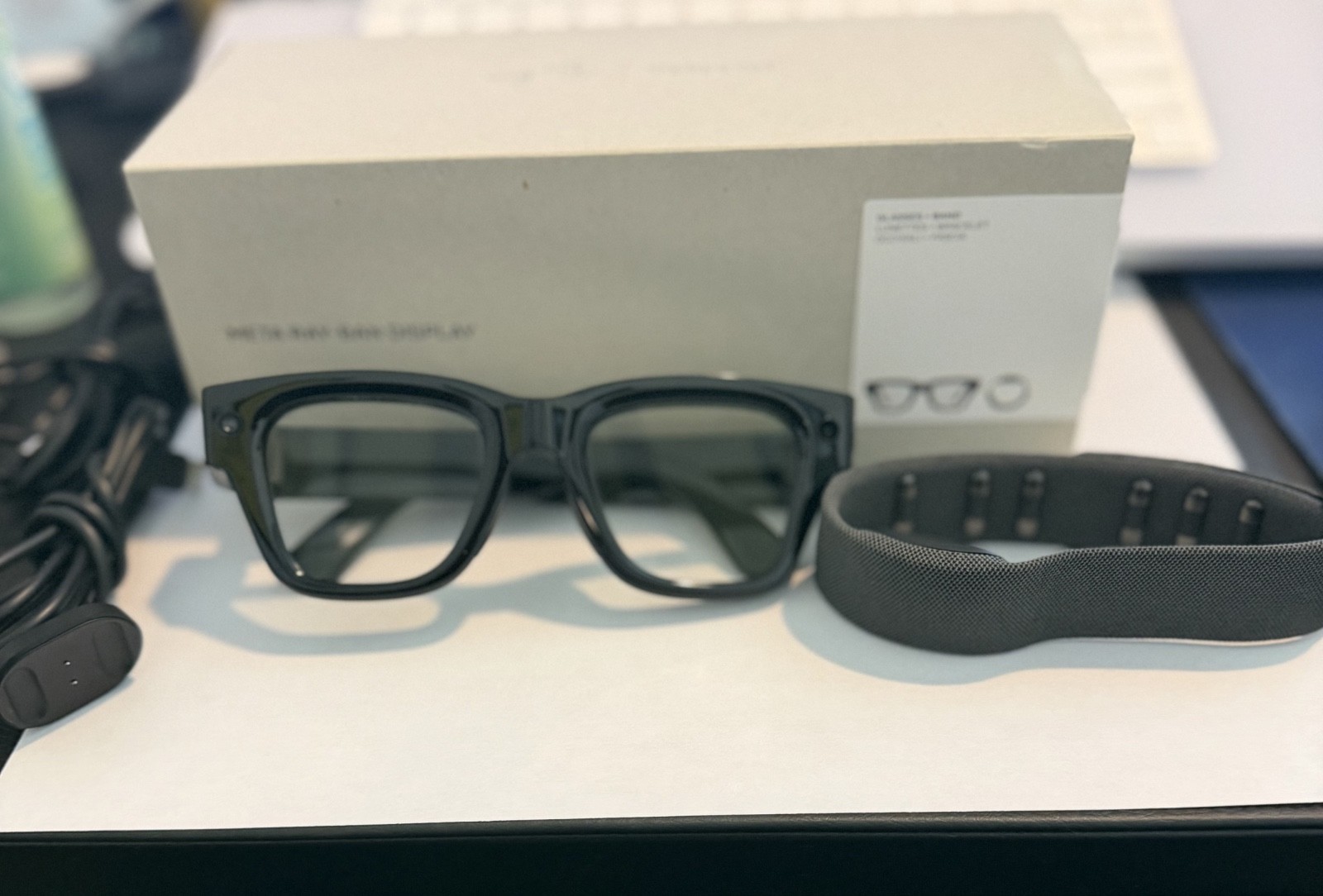 Meta Ray-Ban Display Shiny Black Standard + Neural Band Size 3 Black Complete