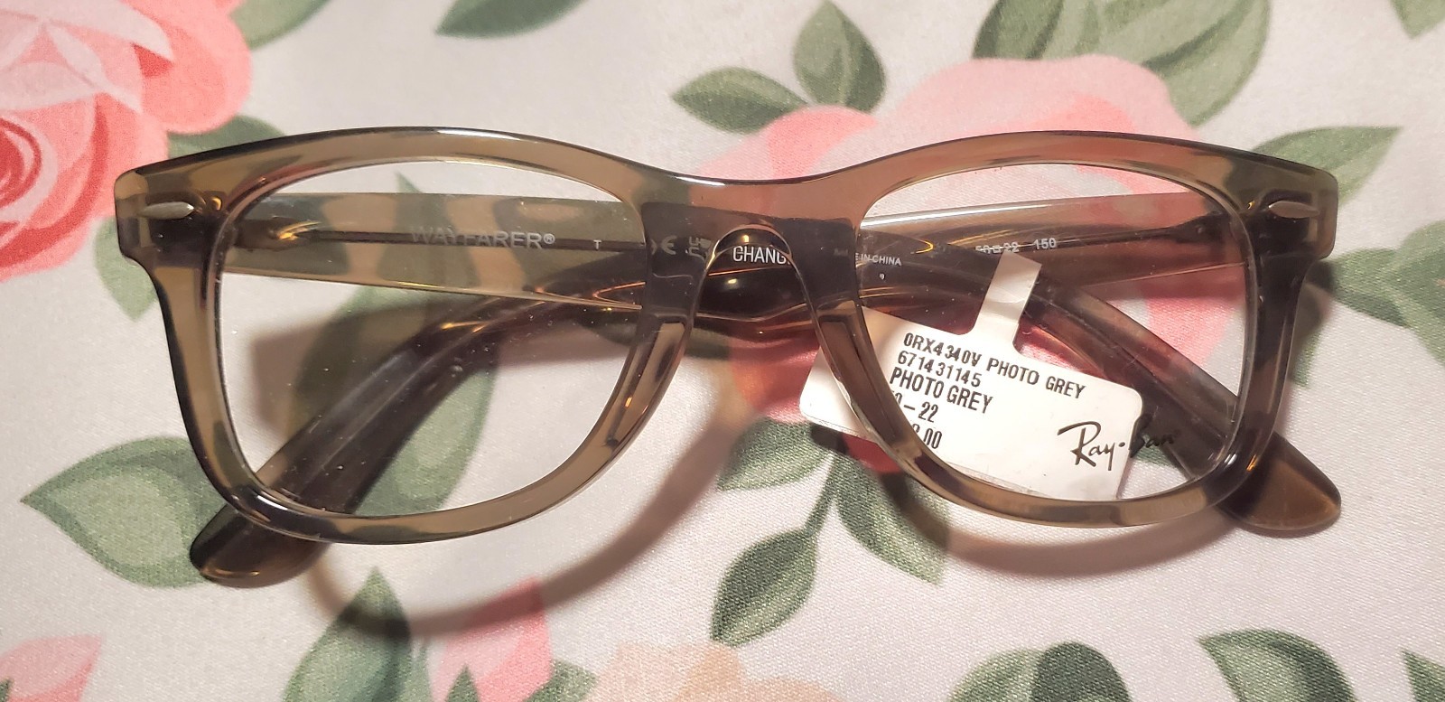 Ray-Ban Wayfarer 50-22 Glasses Photo Grey