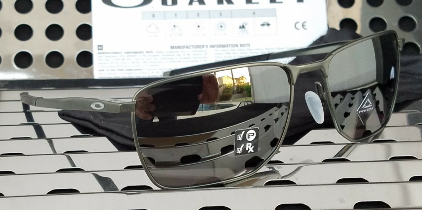 New Oakley EJECTOR Sunglasses 4142-0358 Carbon w/ Prizm Black Polarized