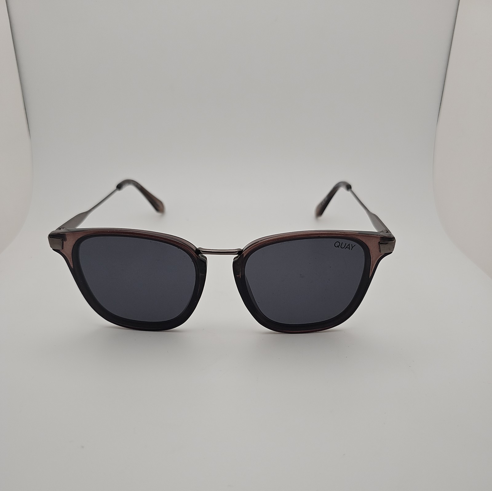 Quay Sunglasses Authentic JACKPOT REMIXED Black SEE DESCRIPTION