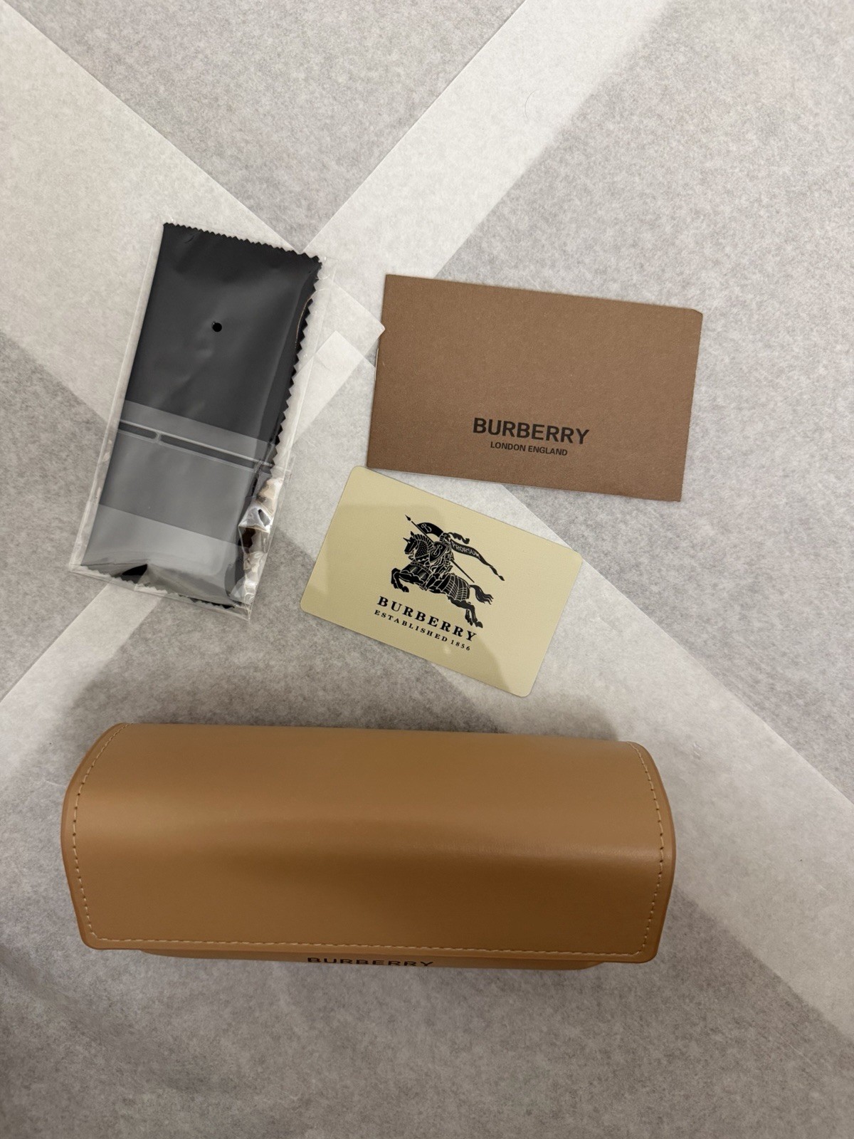 Burberry Men’s Aviator Sunglasses Gold Metal Frame Gray Gradient Lenses