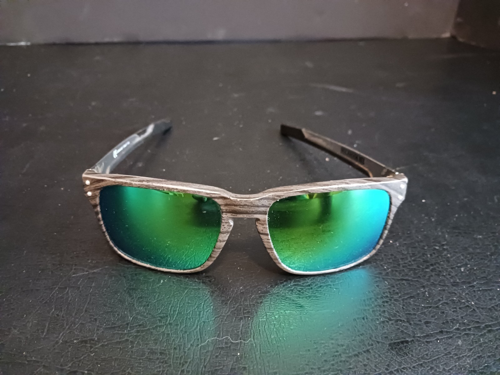 Oakley Holbrook Mix OO9384-0457 Sunglasses Woodgrain Green Mirror 57-17-138