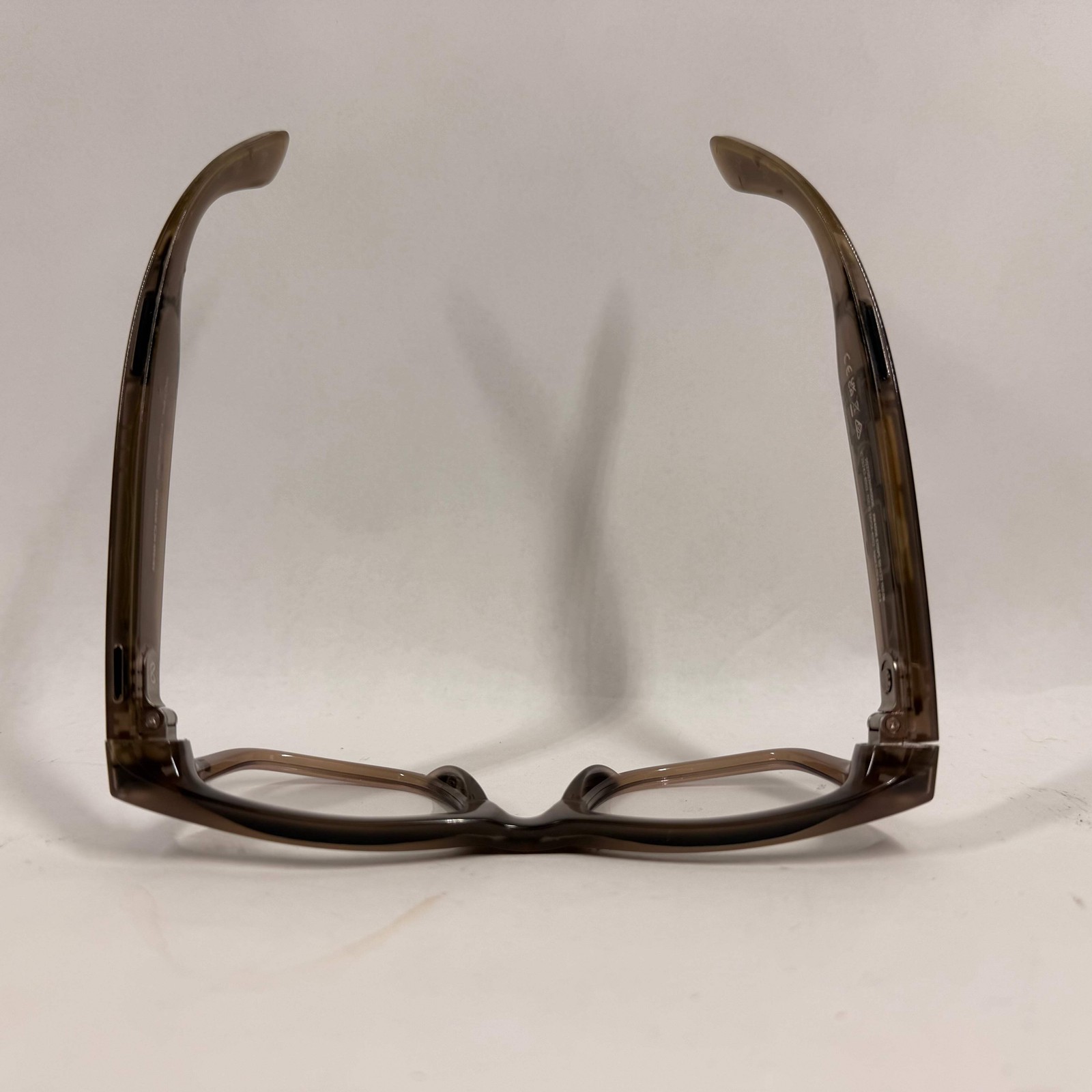Broken Ray-Ban Wayfarer Gen 2 Shiny Transparent Standard RW4006 AI Smart Glasses