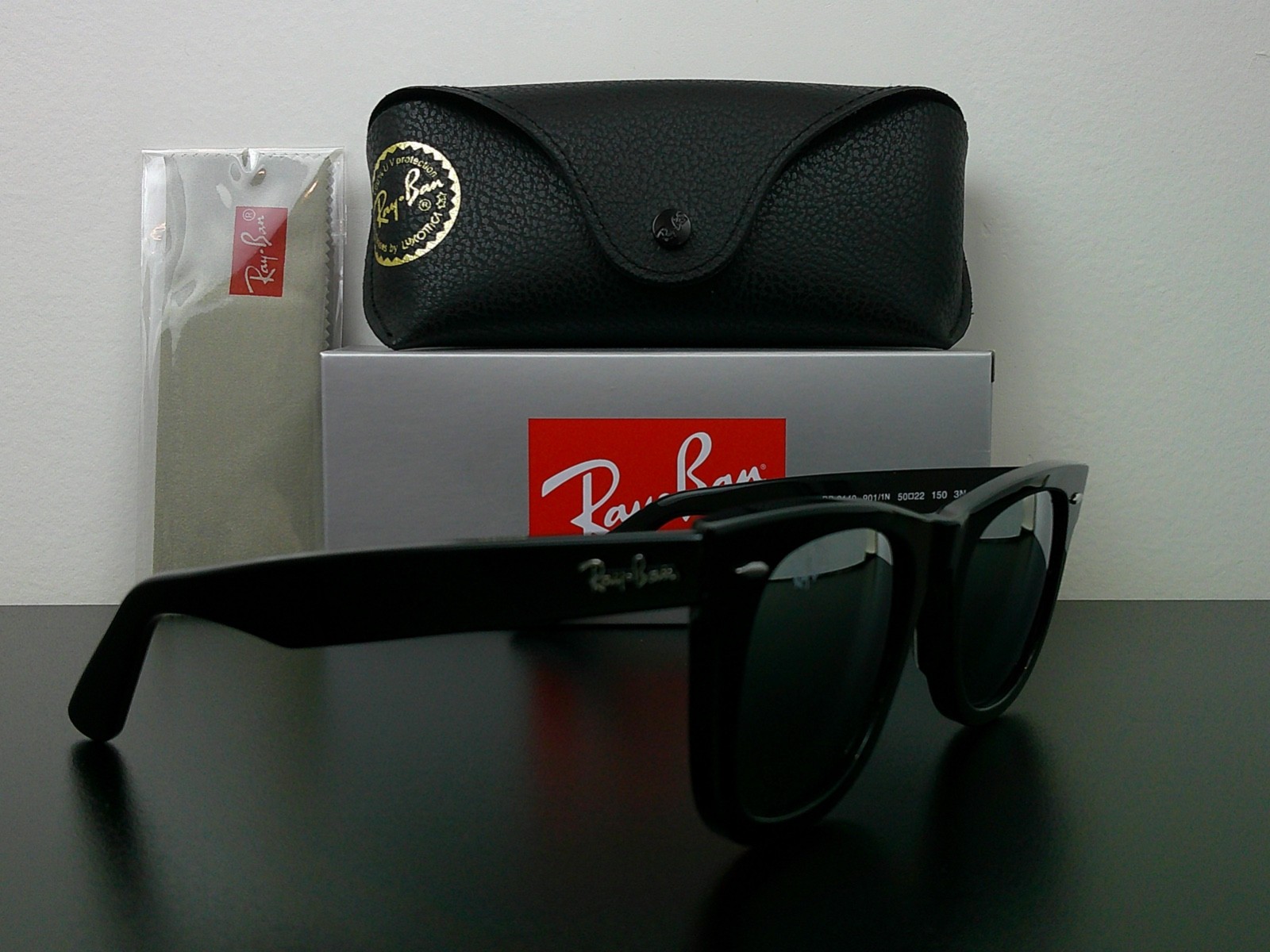 Ray-Ban RB2140 Wayfarer Classic Sunglasses Black Mirrored G-15 50mm Never Worn