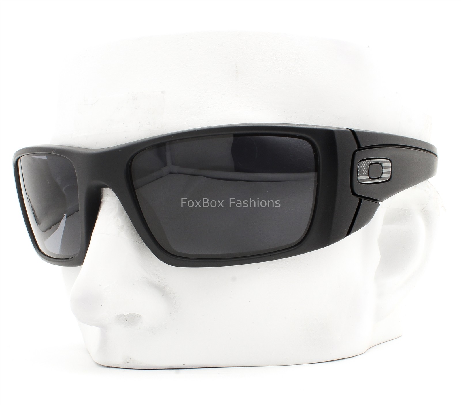 Oakley Fuel Cell Sunglasses Matte Black Gray USA Flag OO9096-2960 with Pouch