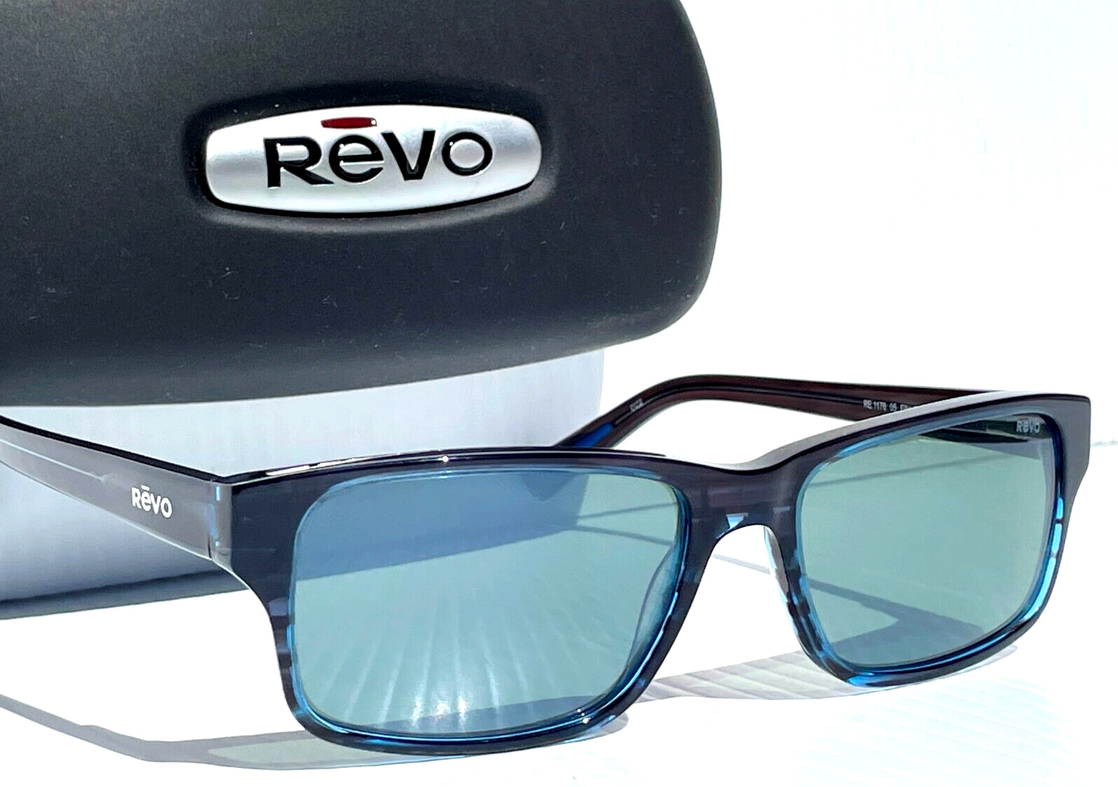 NEW Revo FINLEY G Polished Blue Horn POLARIZED Grey GLASS Sunglass 1176 05 SG50