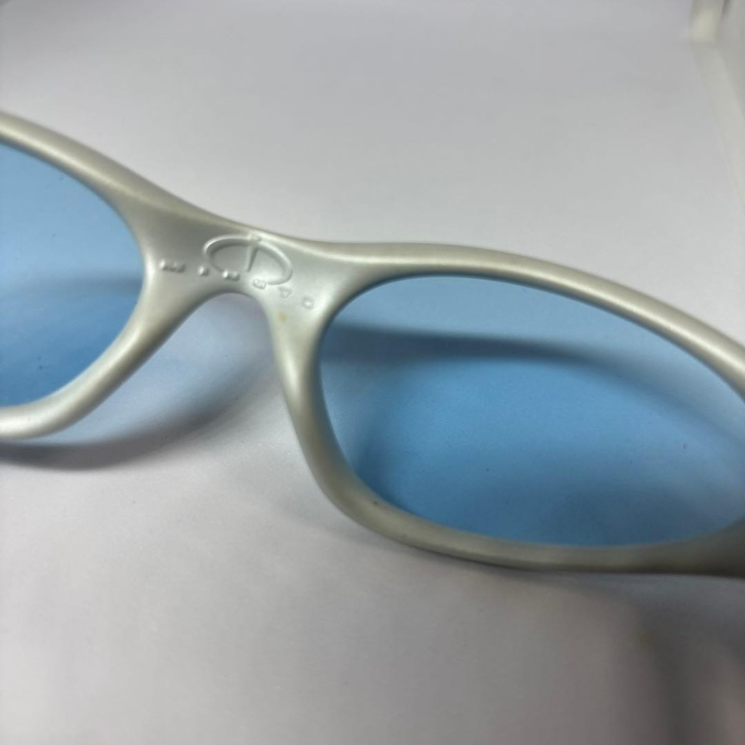 OAKLEY Minute Sunglasses 90s Tech Style Gray-Blue Frame MADE in USA