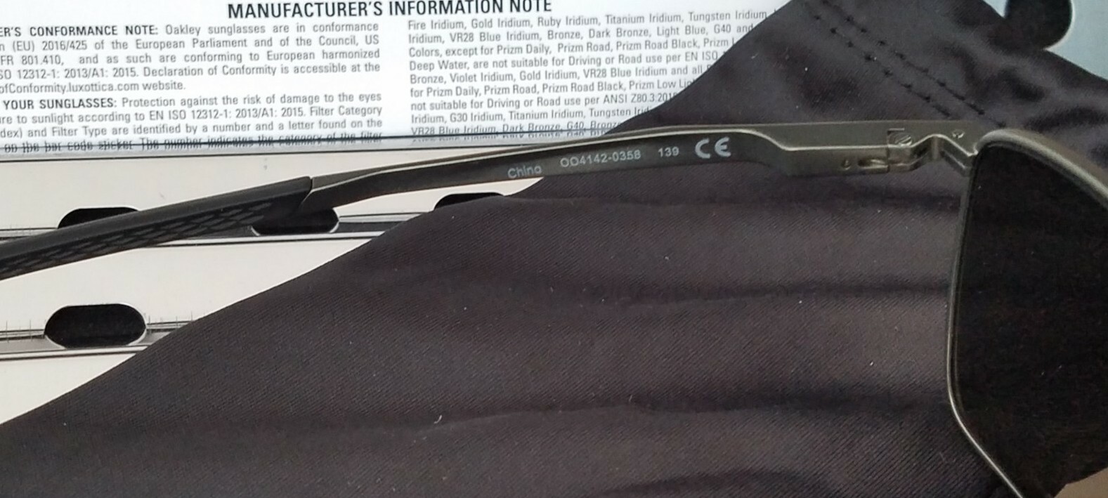 New Oakley EJECTOR Sunglasses 4142-0358 Carbon w/ Prizm Black Polarized