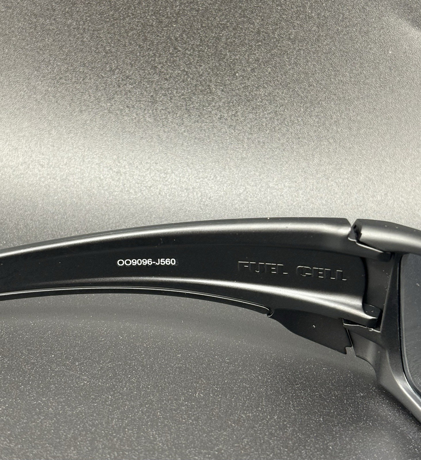 Oakley Fuel Cell Sunglasses 009096-J560