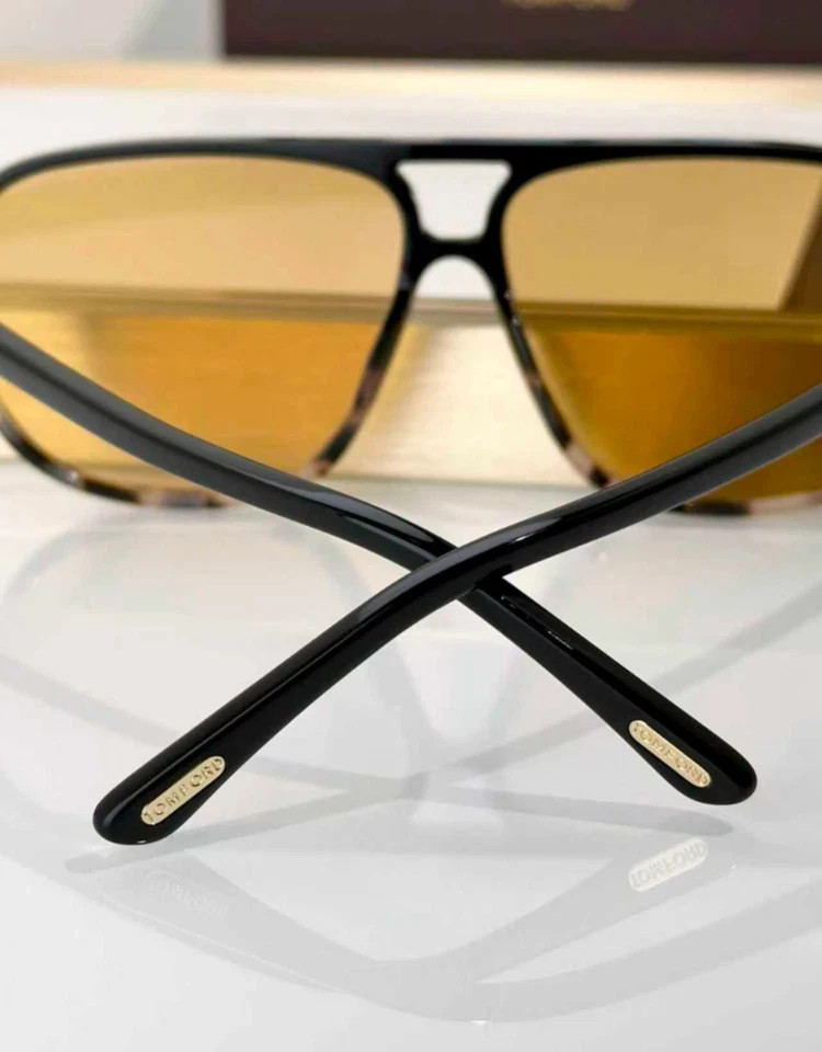 Tom Ford Bruce Sunglasses FT1026 Black Havana/Brown 61-12-145mm With Case New