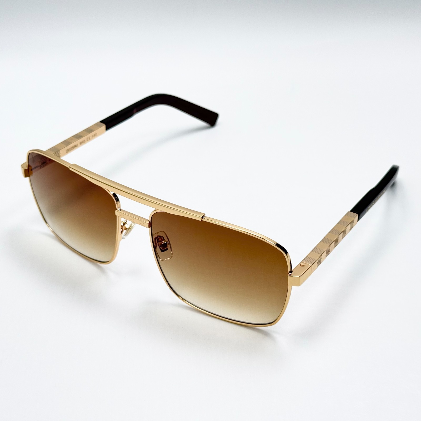 Louis Vuitton Z0259U Gold Metal Navigator Sunglasses Brown Gradient Lens