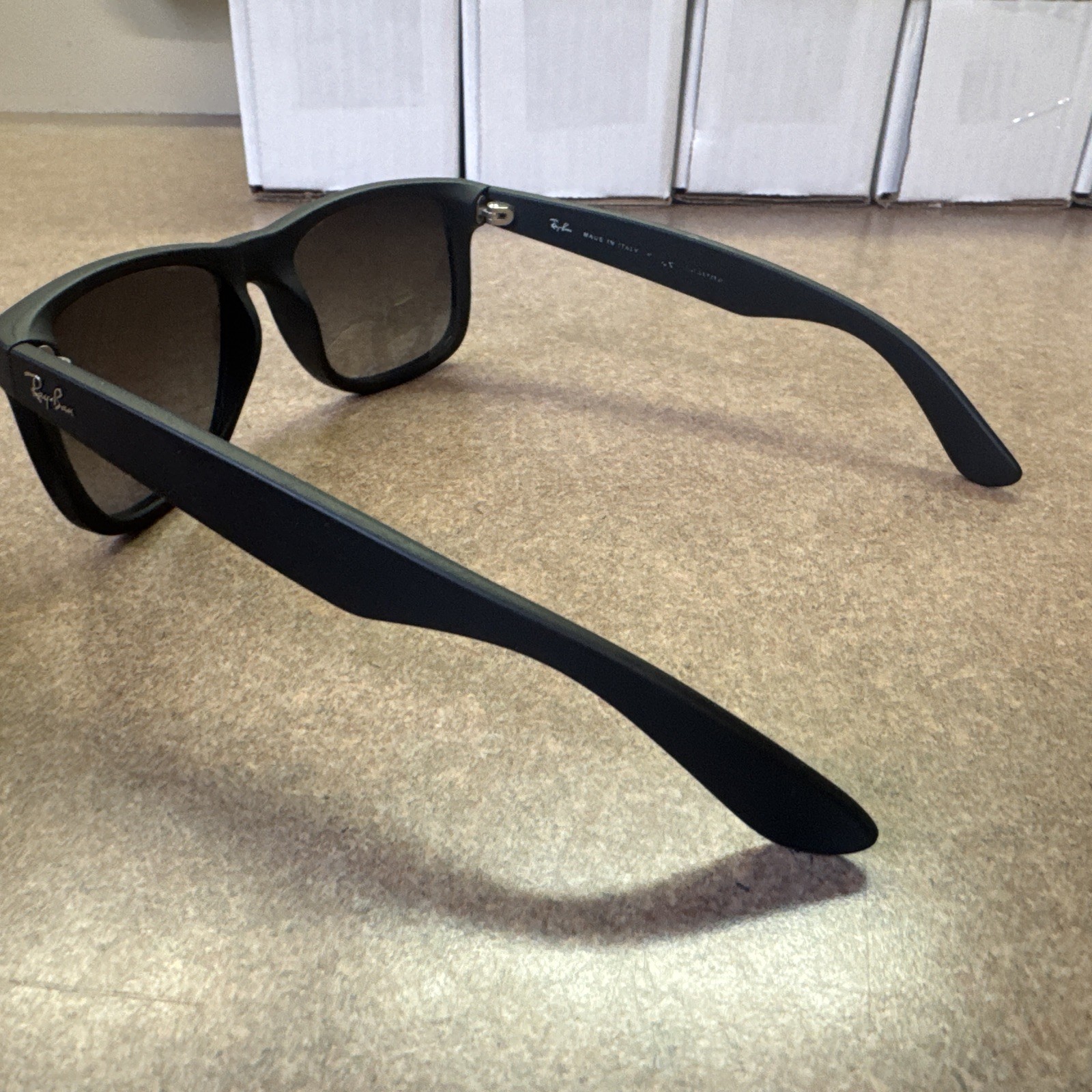 Ray-Ban RB4165 622/T3 54-16 Justin Gray Polarized Sunglasses – Matte Black #J43