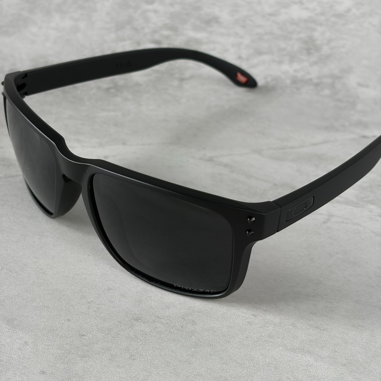 Oakley 0OO9417 Men’s Holbrook XL Sunglasses