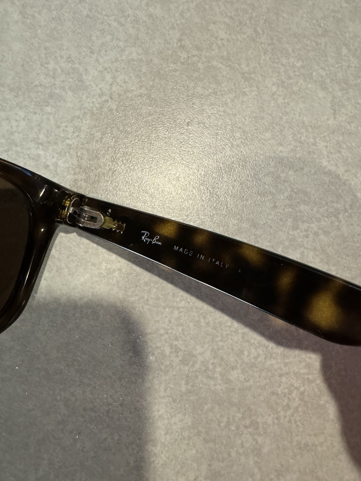 Ray-Ban Men’s Classic Square Sunglasses Brown Tortoise Shell Plastic Frame