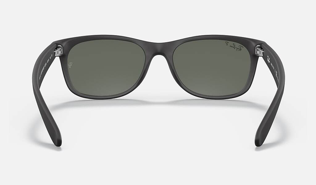 Ray-Ban New Wayfarer Classic Matte Rubber Black Polarized 55 mm Sunglasses