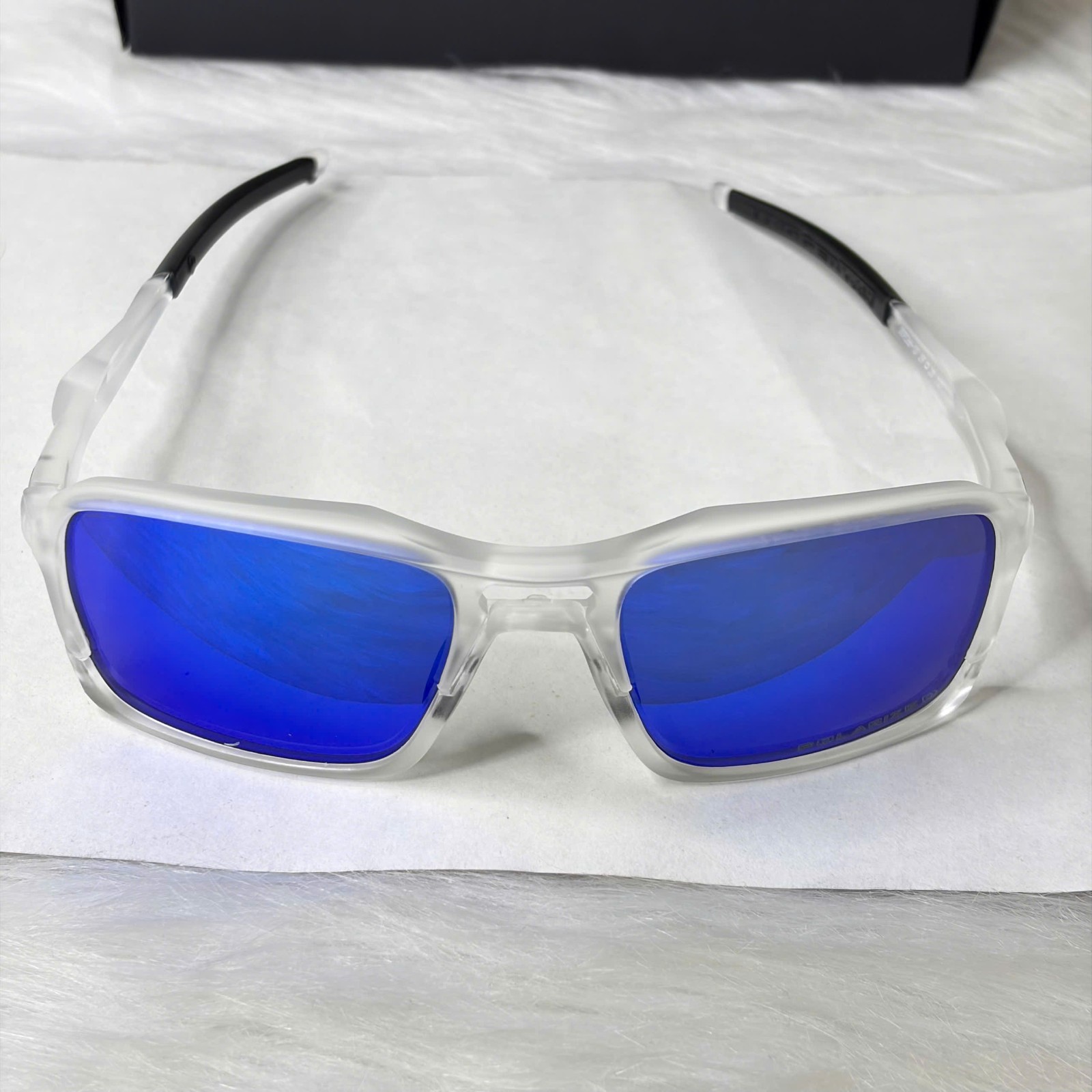NEW Oakley Triggerman OO9314-09 Clear Frame Blue Mirror Sport Sunglasses