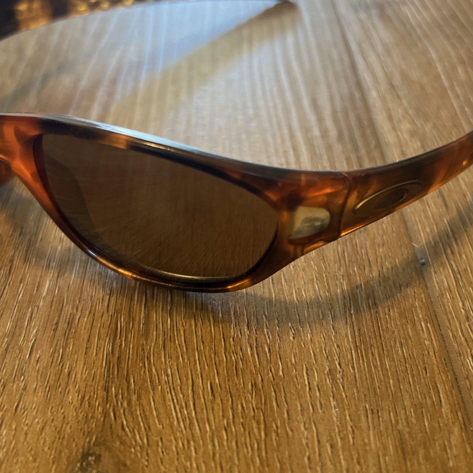 Vintage Oakley Tens 1.0 Brown Tortoise Wrap Sunglasses FRAMES ONLY Made In USA