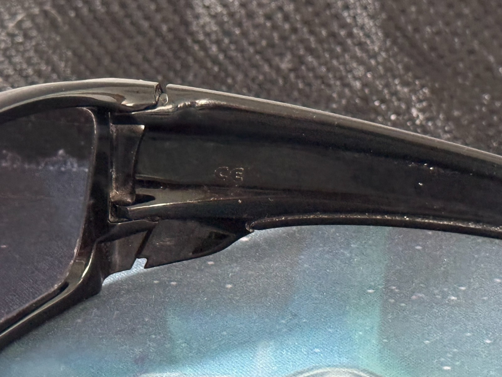 Oakley Fuel Cell Men’s Polished Black Rectangle Sunglasses Frame Only 60-19-130