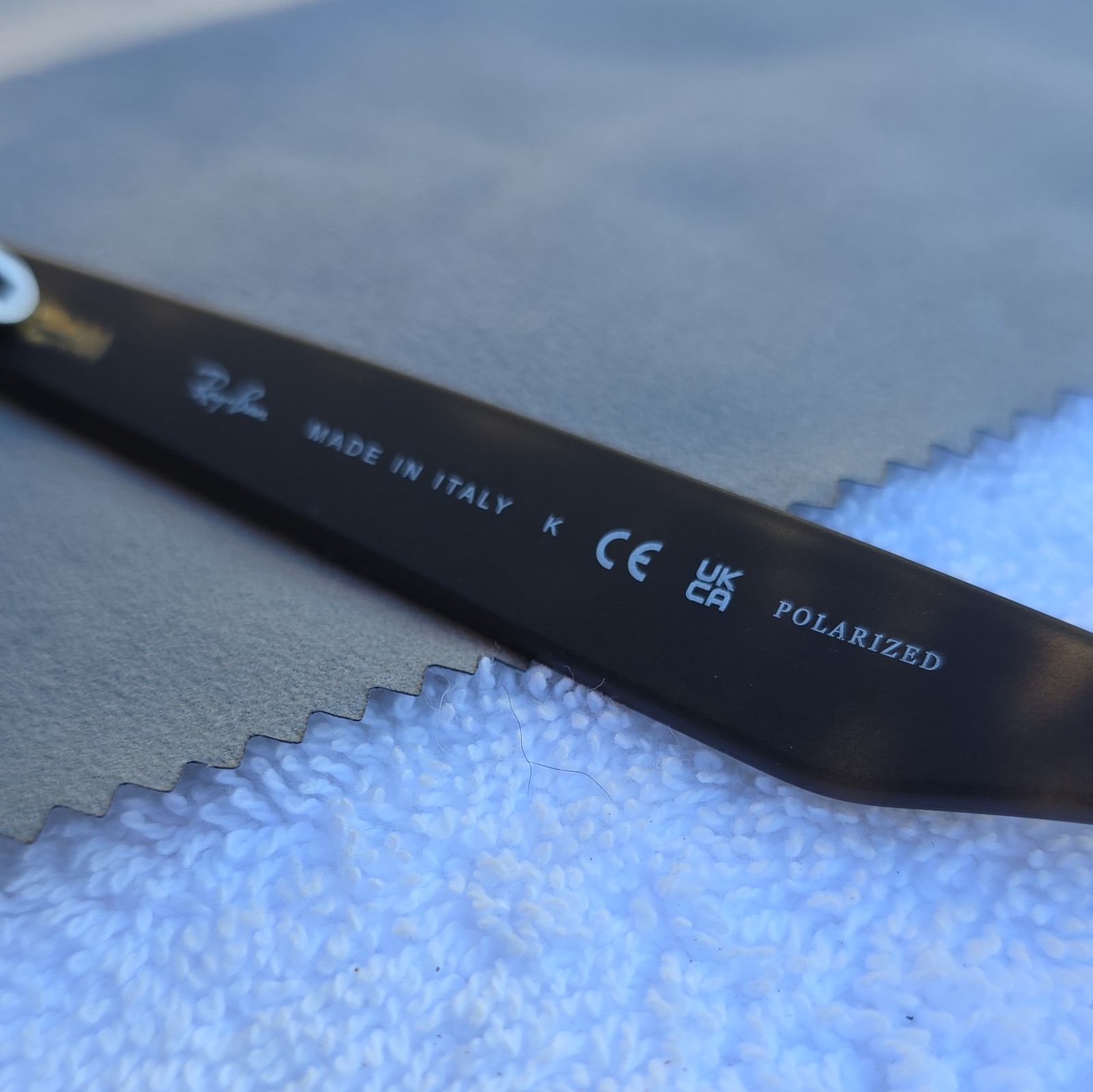 MINT Ray-Ban New Wayfarer Unisex Sunglasses, Polarized Lenses, Hardcase 👀 LOOK!