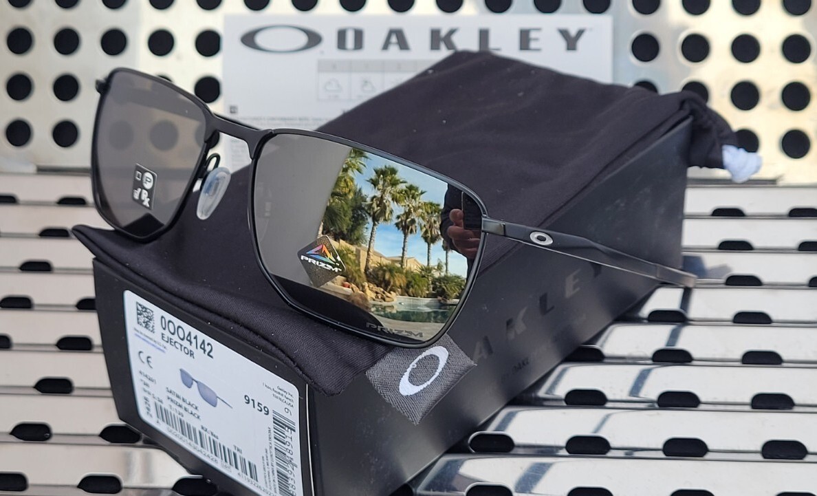 New Oakley EJECTOR Sunglasses 4142-0158 Satin Black w/ Prizm Black Lenses