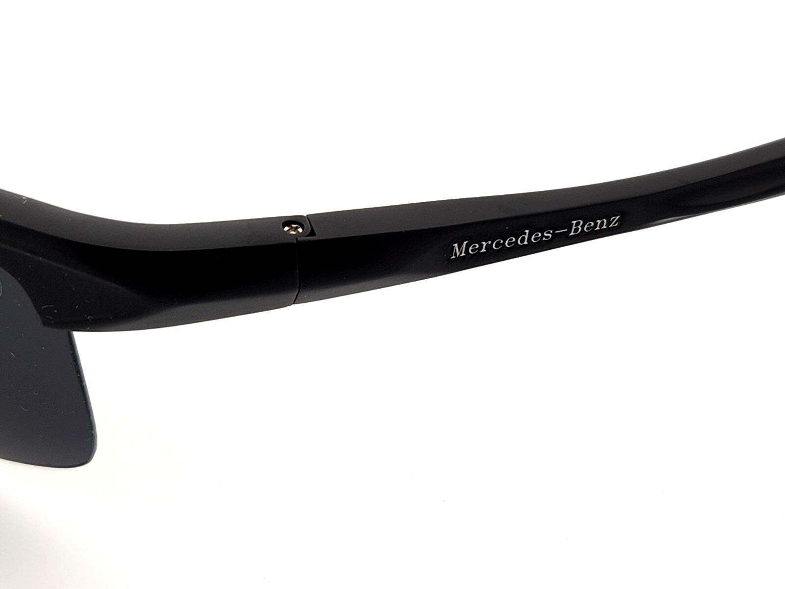 Polarized Mercedes Benz Flex Arm Metal Sports Rimless Sunglasses Black Smoke MB1