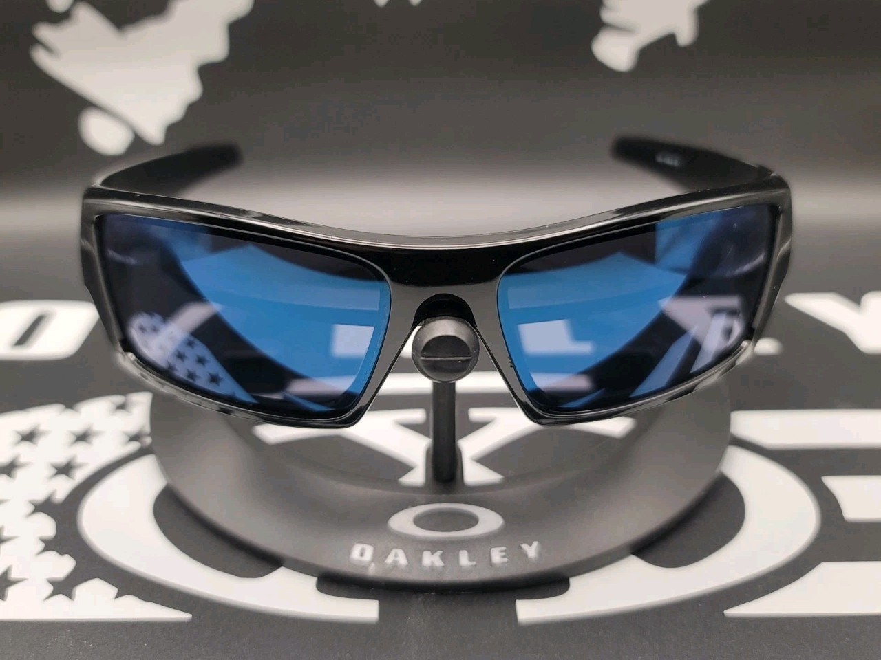Custom Oakley Gascan Sunglasses, Gloss Black Frame, Blue Iridium Lens, Blue Icon