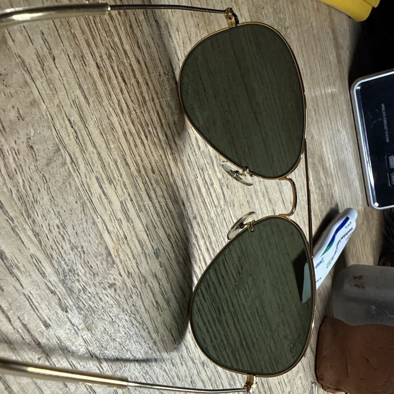 Ray-Ban Aviator Gold Frame ￼