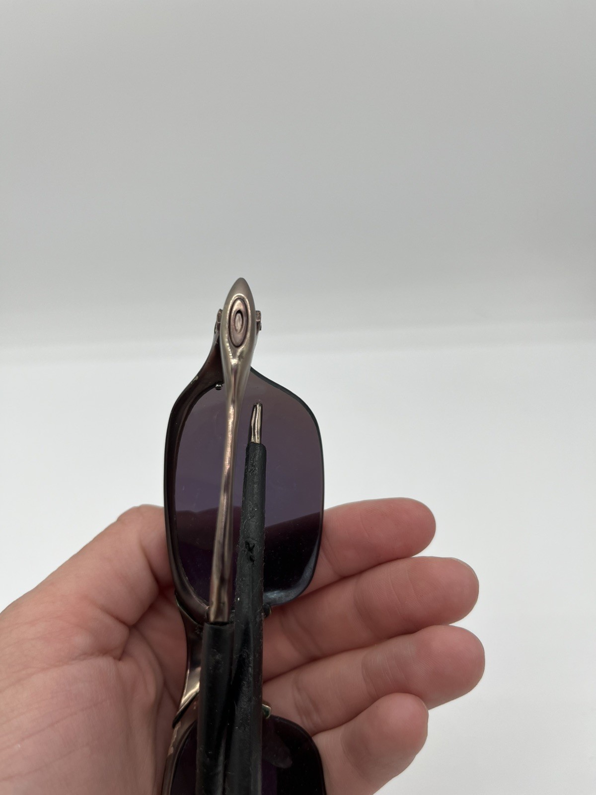 VINTAGE Oakley Romeo 2 Polish Titanium x-Metal FAIR CONDITION