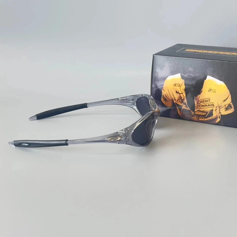 Oakley Minute Gen1 Minute 1.0 Sunglasses Transparent Gray Frame Black Lens