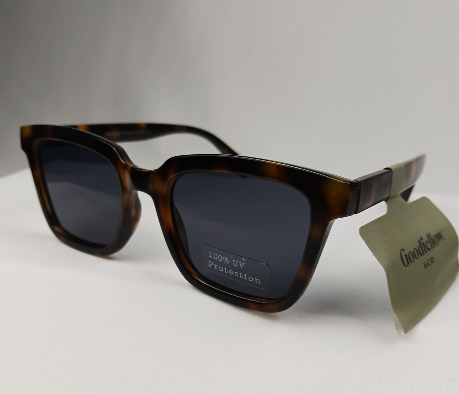 Goodfellow & Co Men’s Square Tortoise Sunglasses 100% UV Protection NWT