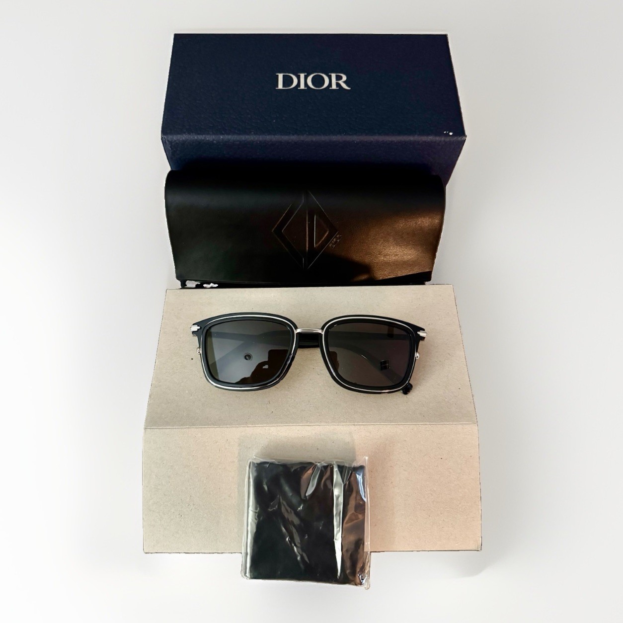 NEW Dior DiorBlackSuit S18U 13A0 Men’s Black Rectangle Sunglasses Gray 53-20-145