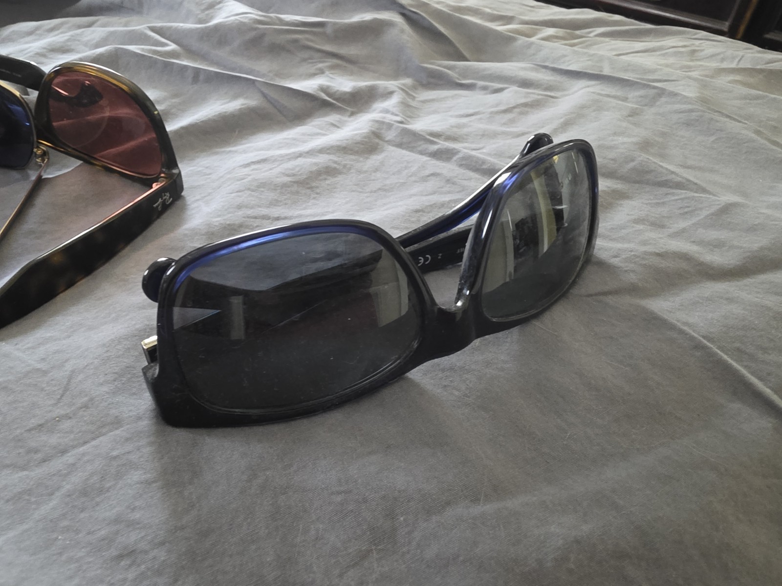 Ray-Ban RB2132 Preowned Wayfarer 901 Black 58-18-145 Sunglass Frame Italy