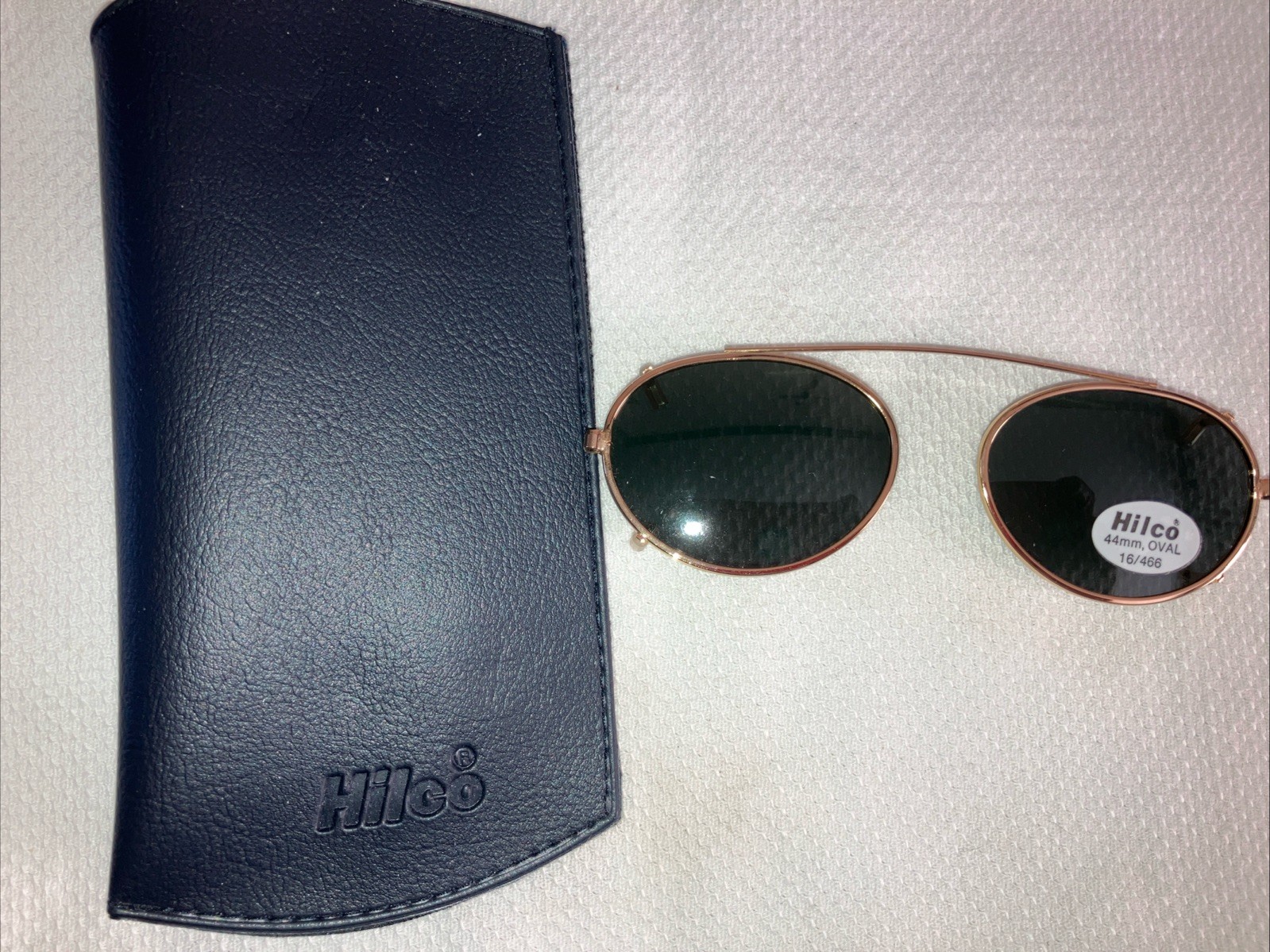 Hilco High Quality Clip-on Polarized Sunglasses 44mm Oval 16/466