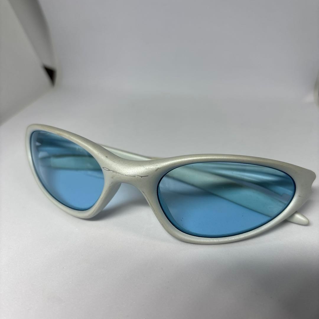 OAKLEY Minute Sunglasses 90s Tech Style Gray-Blue Frame MADE in USA
