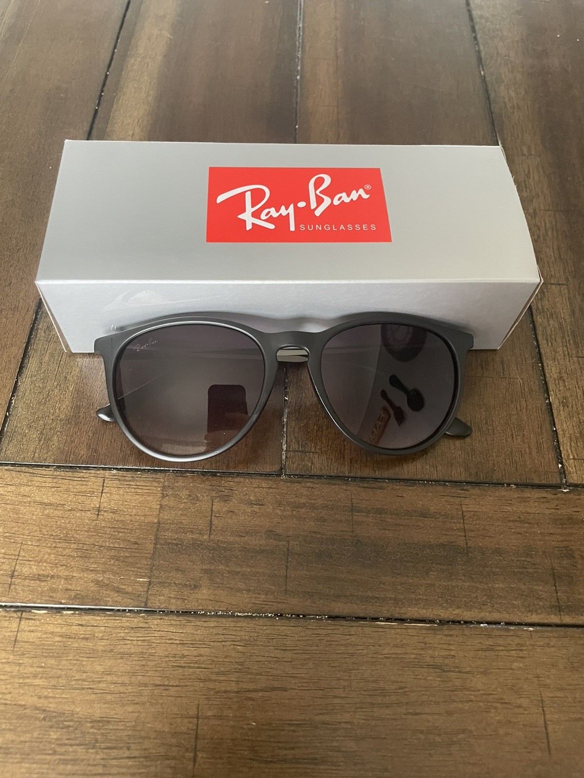 New Ray-Ban Chris RB4171 Polarized 52-17 Sunglasses Matte Black Gradient Grey