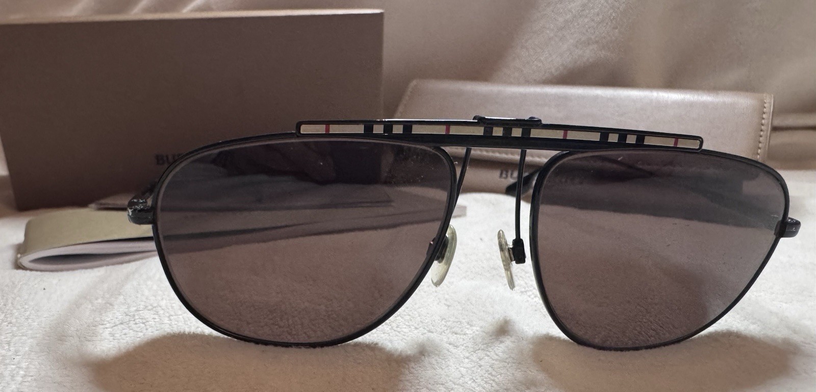 AUTHENTIC BURBERRY Sunglasses B 3121 Square Irregular Black Aviator Check BE3121