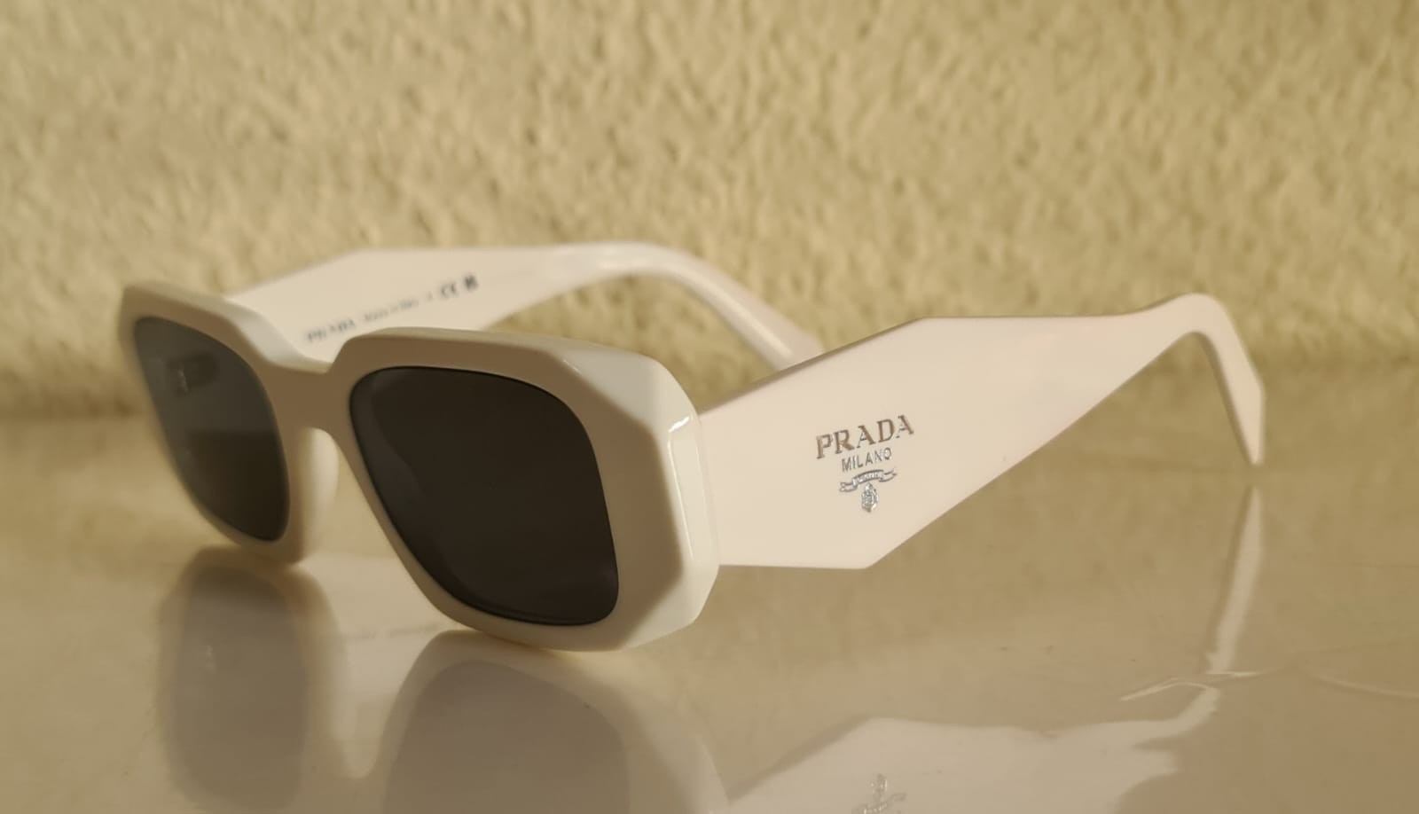 Prada Symbole SPR17W White Acetate Sunglasses Oversized Grey Lenses 49-20-145