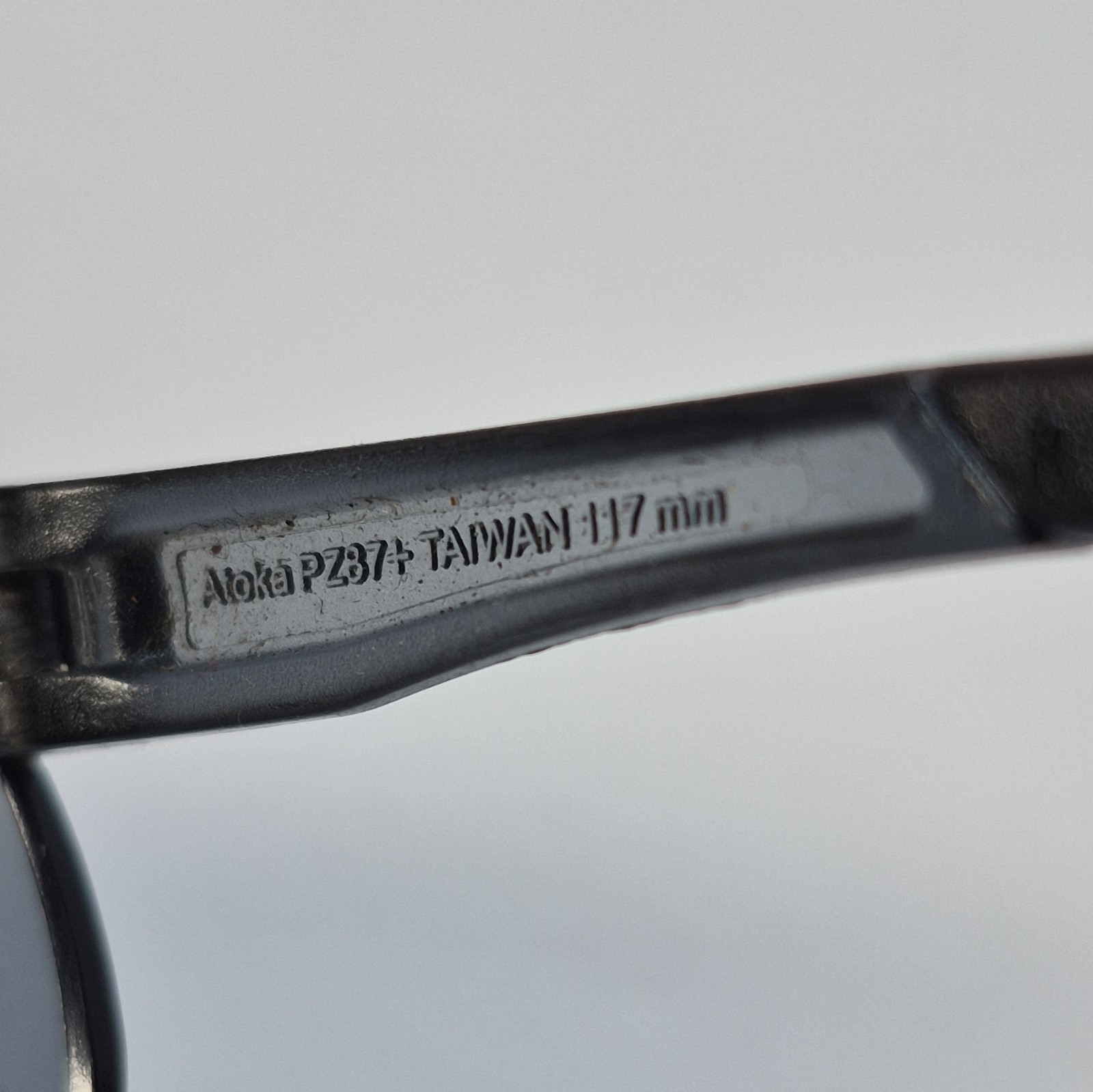Lightweight Black Wrap Style Men’s Sunglasses Plastic Frame Gray Tinted Lens